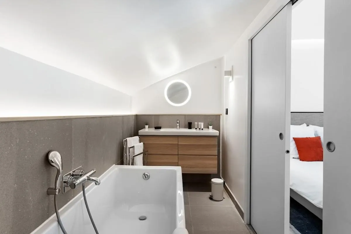 B4 Loft Duplex 175blo-paris Convention
